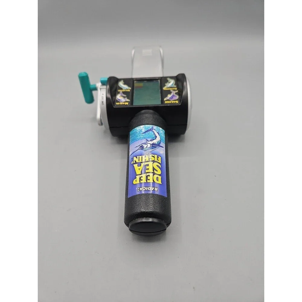 Radica Deep Sea Fishin' Handheld Electronic Fishing Game 1997 Tested/Working